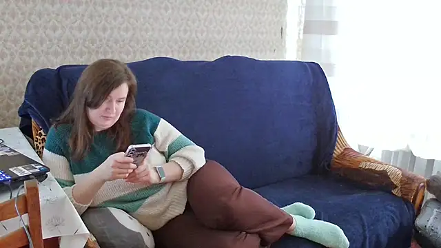 Snapshot of franceska_blue chatting on February 18, 2026, 10:12 am franceska blue online show from February 18, 2026, 10:12 am