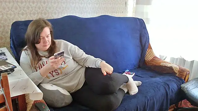 Snapshot of franceska_blue chatting on February 24, 2026, 10:16 am franceska blue online show from February 24, 2026, 10:16 am