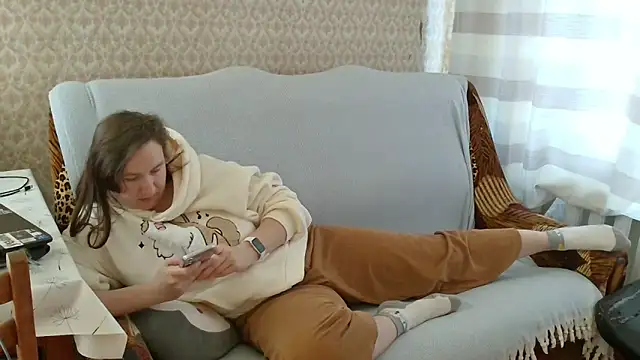 Snapshot of franceska_blue chatting on January 17, 2026, 10:08 am franceska blue online show from January 17, 2026, 10:08 am