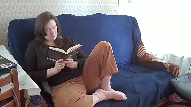 Snapshot of franceska_blue chatting on February 23, 2026, 10:16 am franceska blue online show from February 23, 2026, 10:16 am