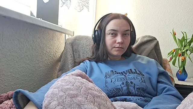 Snapshot of Cyndee_Winter chatting on March 18, 2025, 3:22 pm Cyndee Winter online show from March 18, 2025, 3:22 pm