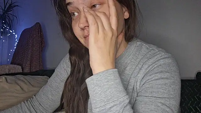 Cyndee Winter online show from October 15, 2025, 8:06 pm