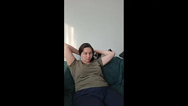 Snapshot of Cyndee_Winter chatting on September 9, 2025, 4:05 pm Cyndee Winter online show from September 9, 2025, 4:05 pm