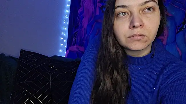 Snapshot of Cyndee_Winter chatting on February 16, 2025, 5:37 pm Cyndee Winter online show from February 16, 2025, 5:37 pm