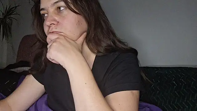 Cyndee Winter online show from November 12, 2025, 9:29 pm