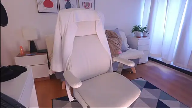 Anah s online show from March 5, 2025, 4:24 pm