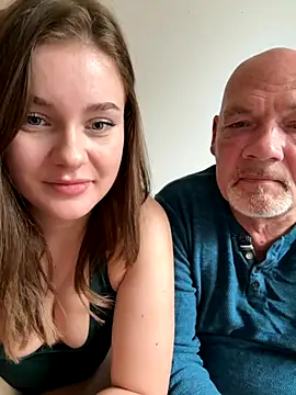 Snapshot of MaribelRiver chatting on December 2, 2025, 12:51 pm MaribelRiver online show from December 2, 2025, 12:51 pm