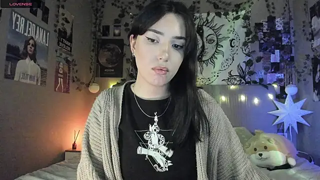 Anisawithlove online show from February 25, 2025, 5:40 pm