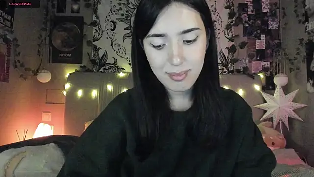 Anisawithlove online show from March 6, 2025, 5:22 pm