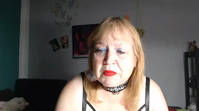 Blasflittchen online show from June 12, 2026, 9:45 pm