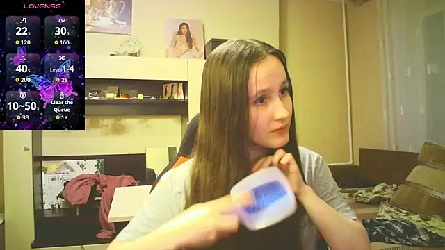 Snapshot of babywaifu chatting on October 5, 2025, 3:52 am babywaifu online show from October 5, 2025, 3:52 am