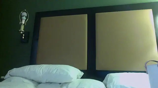 Snapshot of bella8769 chatting on March 13, 2025, 8:37 am bella8769 online show from March 13, 2025, 8:37 am