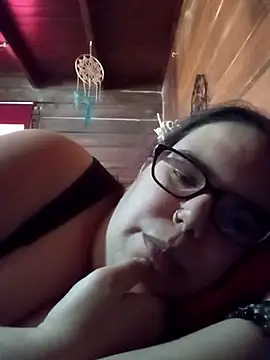 gatitabuena-90 online show from February 21, 2026, 8:49 am