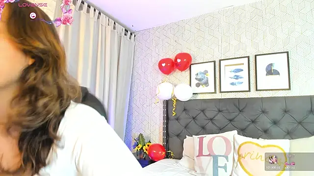 Snapshot of emma__smith1 chatting on February 17, 2025, 12:27 pm emma smith1 online show from February 17, 2025, 12:27 pm