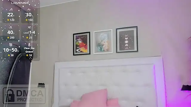 emma  smith1 online show from March 21, 2026, 10:42 am