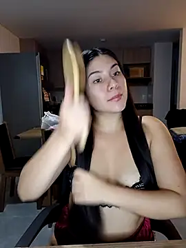 tara20  online show from October 4, 2025, 5:31 am