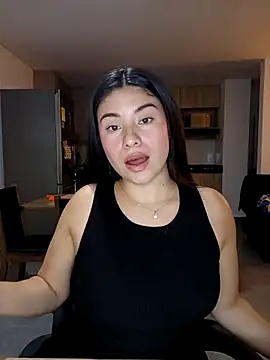 tara20  online show from October 10, 2025, 5:08 am