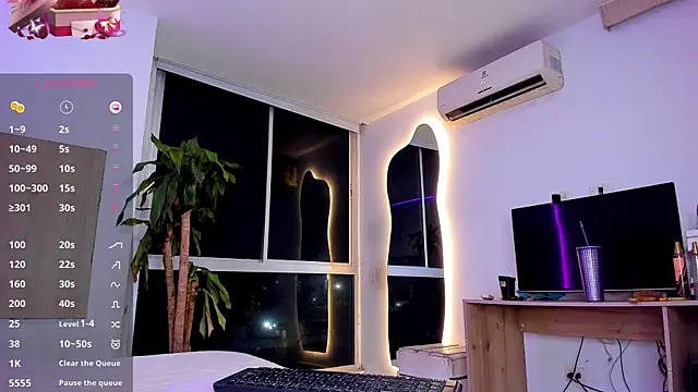 AbrilStivenson  online show from March 14, 2025, 2:42 am