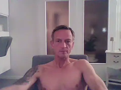 Snapshot of dirks71 chatting on March 19, 2025, 6:12 pm dirks71 online show from March 19, 2025, 6:12 pm