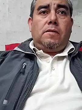 Snapshot of Manolete007x chatting on March 19, 2026, 11:05 pm Manolete007x online show from March 19, 2026, 11:05 pm