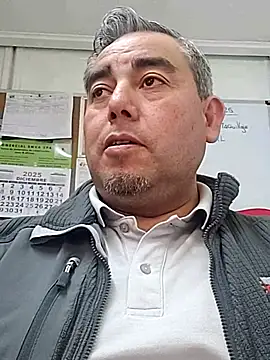 Manolete007x online show from December 2, 2025, 10:44 pm