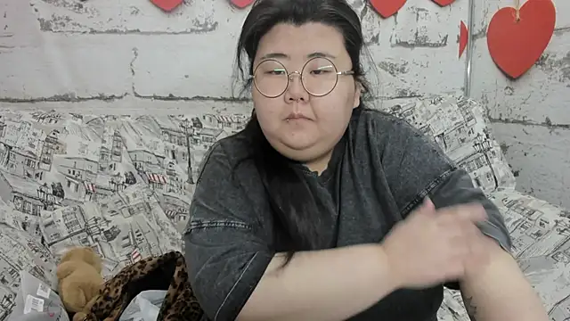 Snapshot of Nadine_asian chatting on November 29, 2025, 1:50 am Nadine asian online show from November 29, 2025, 1:50 am