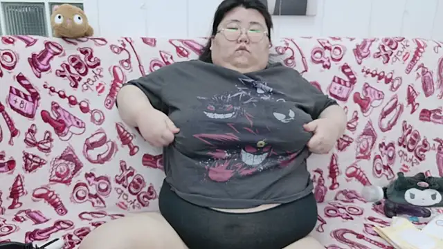 Nadine asian online show from February 14, 2026, 4:02 am