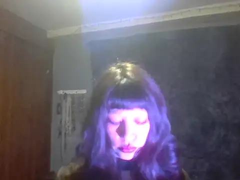 Fo0xybby online show from May 15, 2026, 11:47 pm