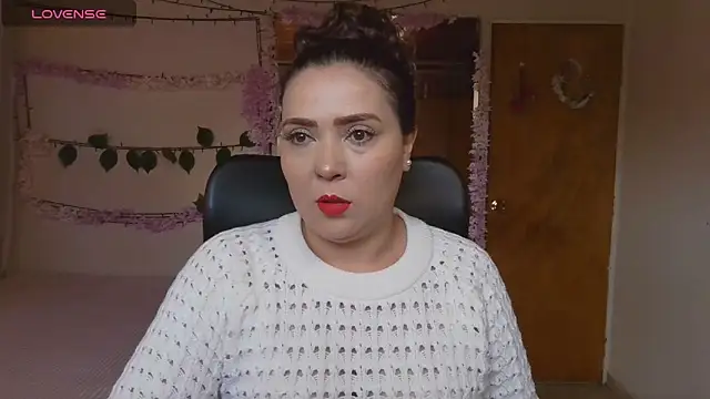 Snapshot of Sahory__ chatting on March 5, 2025, 8:10 pm Sahory online show from March 5, 2025, 8:10 pm