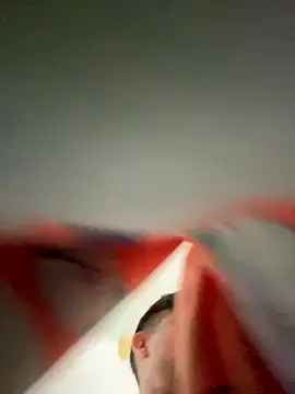 Magicerosxx69 online show from October 4, 2025, 2:02 am