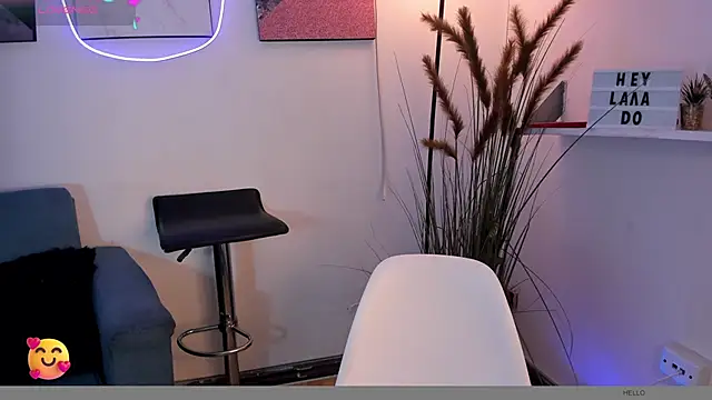 lanna bx online show from March 13, 2025, 7:06 pm