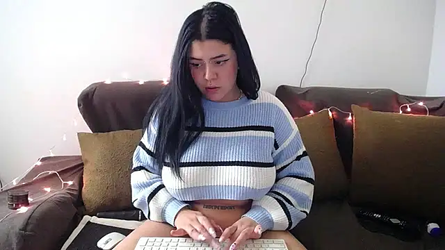 sara winehouse1 online show from January 19, 2025, 8:09 pm