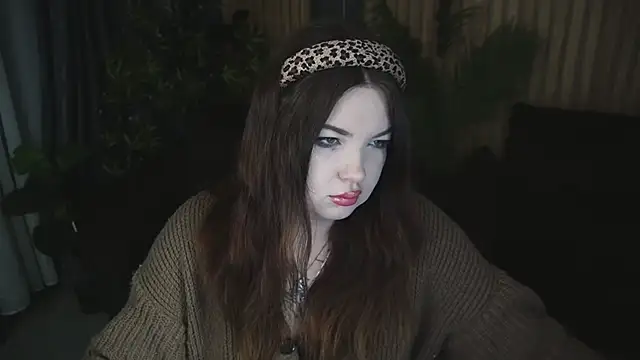 RosieMoons online show from November 10, 2025, 8:14 pm