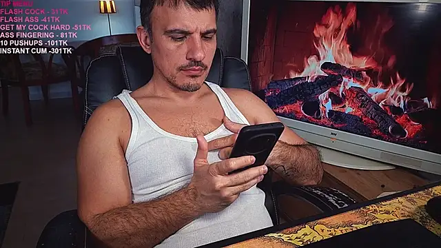 officeman7 online show from March 13, 2025, 4:23 pm