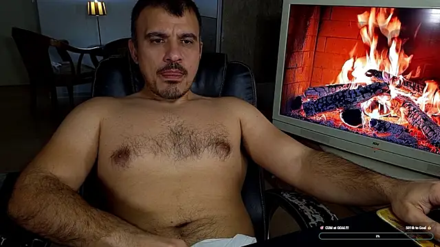 officeman7 online show from February 10, 2026, 4:39 pm