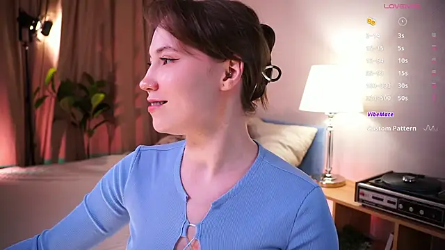 askaudrey  online show from March 19, 2026, 1:33 pm