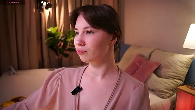 askaudrey  online show from March 13, 2026, 1:27 pm