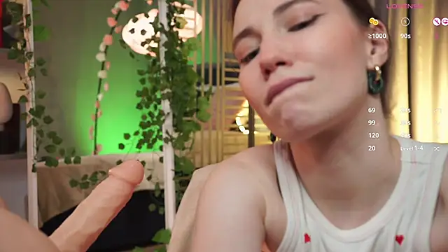 askaudrey  online show from March 5, 2025, 5:08 pm