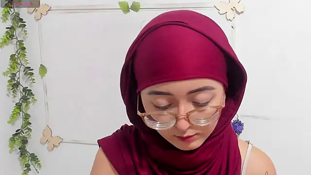 aysel elid online show from October 26, 2025, 2:23 am