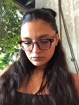 Gia Mazzon online show from April 1, 2026, 4:48 pm