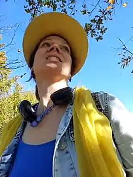 Exhibitionsplit online show from October 28, 2025, 11:53 am