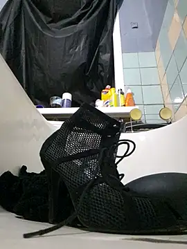 Snapshot of WhoreAnalsssxxx chatting on February 11, 2026, 7:47 pm WhoreAnalsssxxx online show from February 11, 2026, 7:47 pm