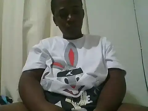 Liqueeny online show from October 9, 2025, 3:18 am
