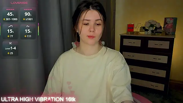 cutie mili online show from May 24, 2026, 1:33 pm