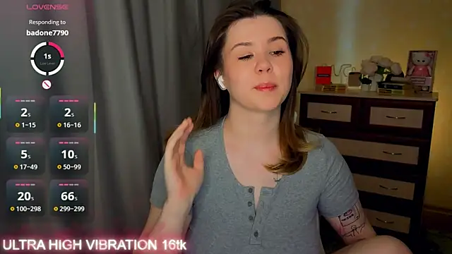 cutie mili online show from May 2, 2026, 10:53 am