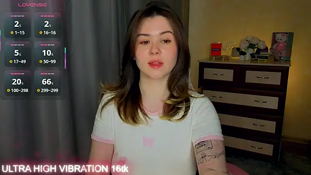cutie mili online show from May 22, 2026, 10:35 am