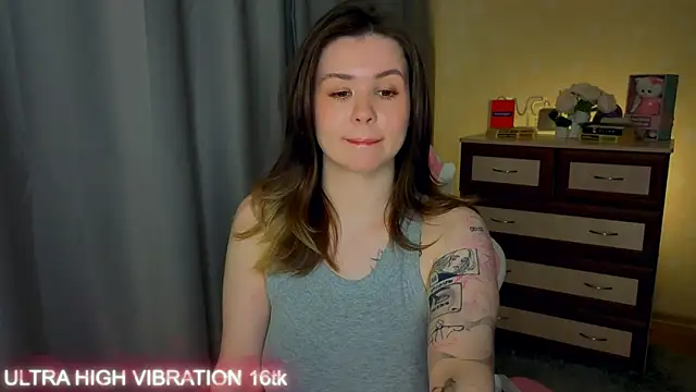 cutie mili online show from June 4, 2026, 1:38 pm