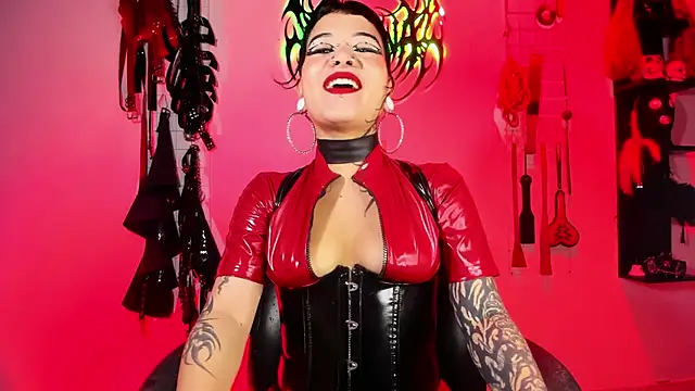 irregular fetish  online show from April 9, 2026, 9:10 pm