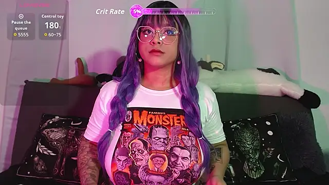 Ninatejeiros online show from October 9, 2025, 10:43 pm