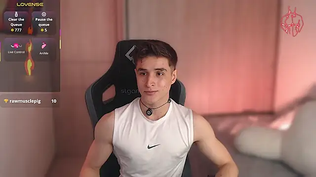 Snapshot of thomklein chatting on January 31, 2026, 7:12 pm thomklein online show from January 31, 2026, 7:12 pm